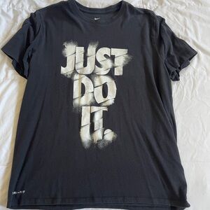 Men’s XL Nike Dri-Fit T-Shirt